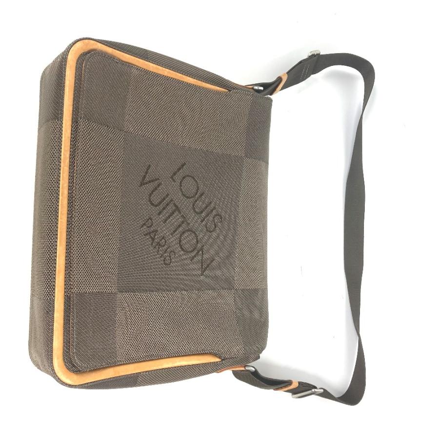 LOUIS VUITTON（ルイ・ヴィトン） M93030 メサジェ 斜め掛け カバン