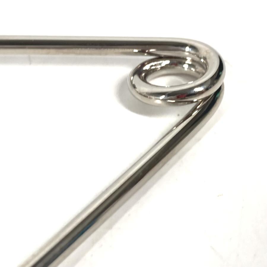 LOEWE（ロエベ） 新品同様 111.19.043 ローズ メカノピン 薔薇 バラ