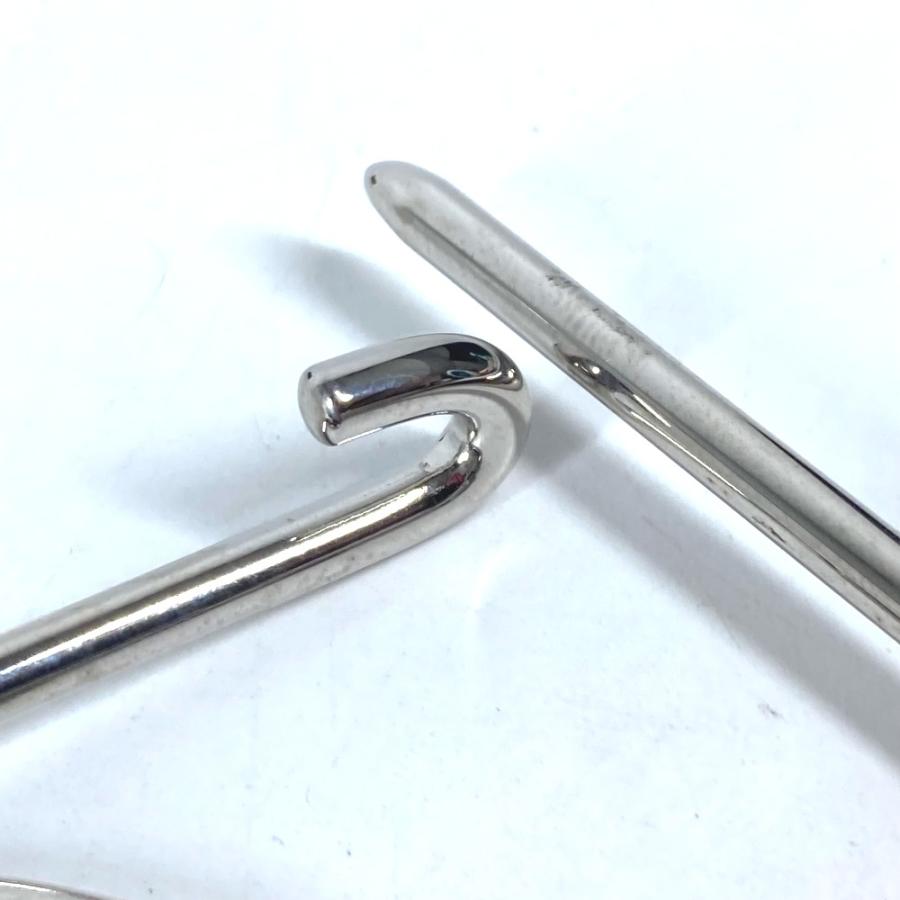 LOEWE（ロエベ） 新品同様 111.19.043 ローズ メカノピン 薔薇 バラ