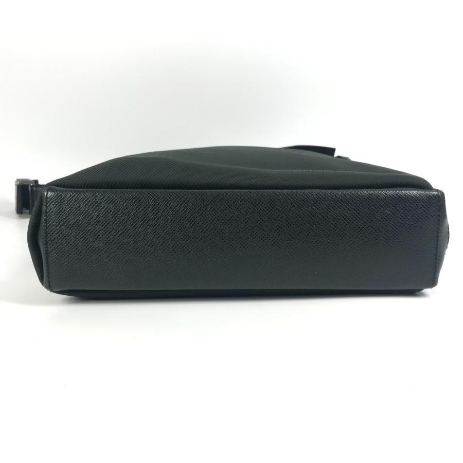 LOUIS VUITTON ルイヴィトン M30912  ベルーガ 斜め掛け ポシェット カバン タイガ ショルダーバッグ カーキ ユニセックス【中古】 | LOUIS VUITTON | 04