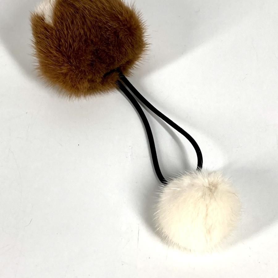 美品 LOUIS VUITTON ルイヴィトン M77738 シュシュ・ヴィゾン LV コージー ヘアアクセサリー ヘアゴム シュシュ M77738  【中古】 | LOUIS VUITTON | 06