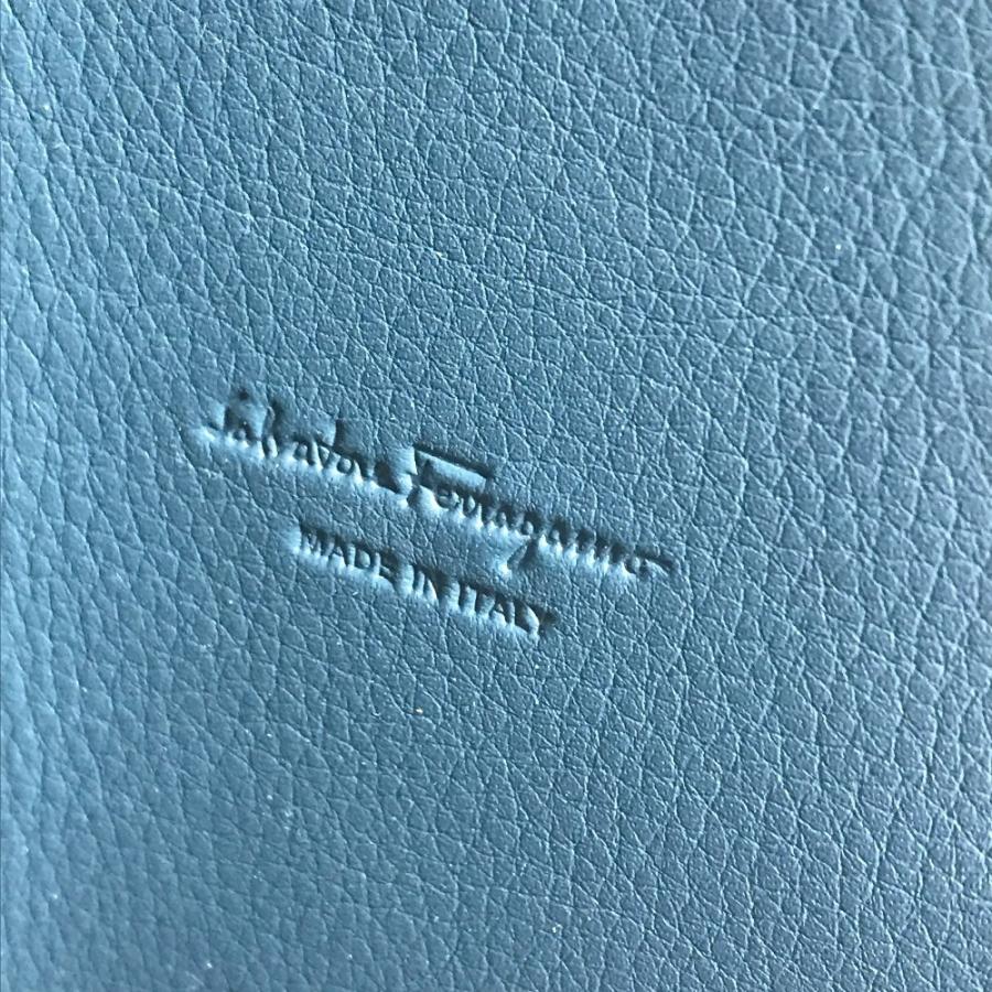 美品 Salvatore Ferragamo サルヴァトーレフェラガモ ガンチーニ ロゴ 縦型 筆箱 ポーチ ステーショナリー ペンケース ブルー 【中古】 |  | 07