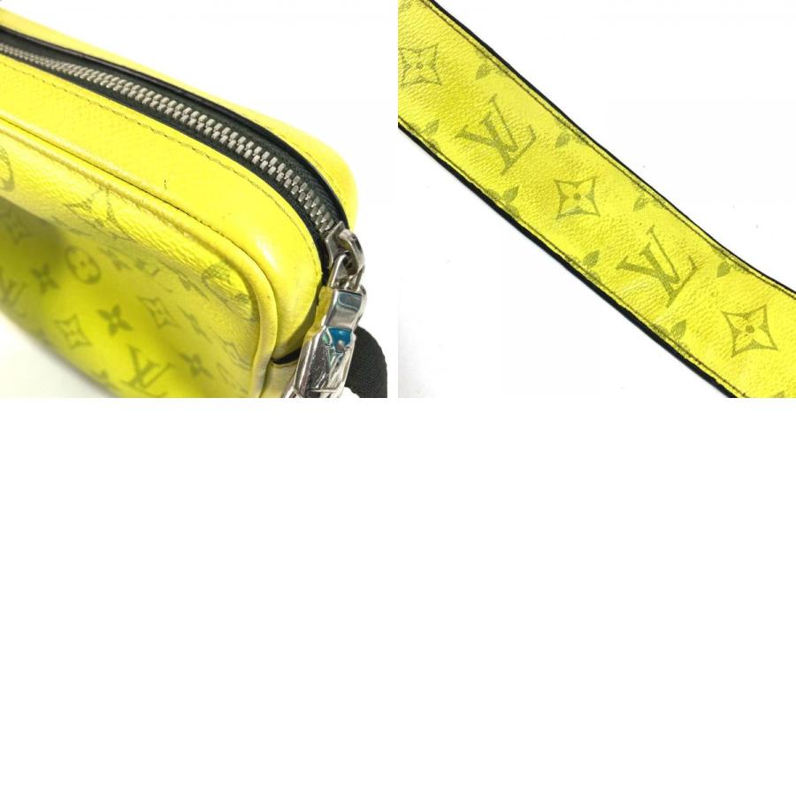 LOUIS VUITTON ルイヴィトン M30239 アウトドアメッセンジャーPM 