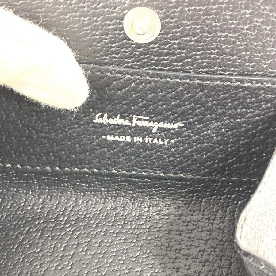 新品同様 Salvatore Ferragamo サルヴァトーレフェラガモ ロゴ ガンチーニ 財布 小銭入れ コインケース ブラック ユニセックス【中古】 |  | 08