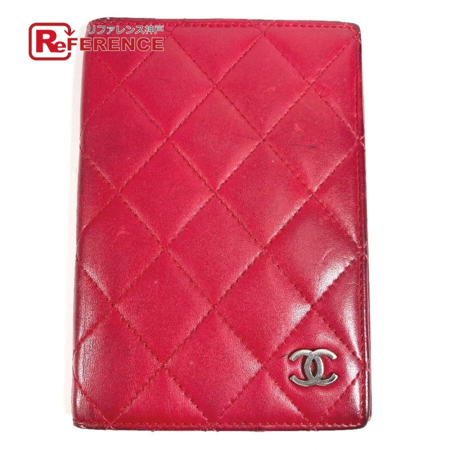 CHANEL シャネル CC ココマーク ロゴ マトラッセ キルティング 2つ折り カバー ステーショナリー パスポートケース レッド 【中古】 | CHANEL