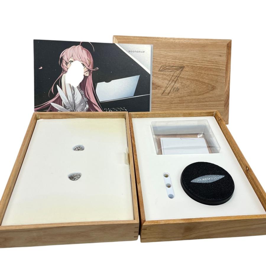 新品同様 水月雨（MoonDrop）雪月花 (Beautiful) world 7周年記念モデル 世界777個限定 イヤフォン イヤホン シルバー【中古】 |  | 04