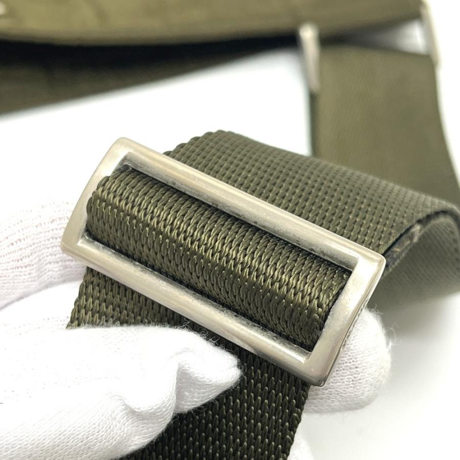 PRADA プラダ トライアングルロゴ 三角ロゴ プレート カバン 斜め掛け バッグ ショルダーバッグ カーキ ユニセックス【中古】 | PRADA | 06