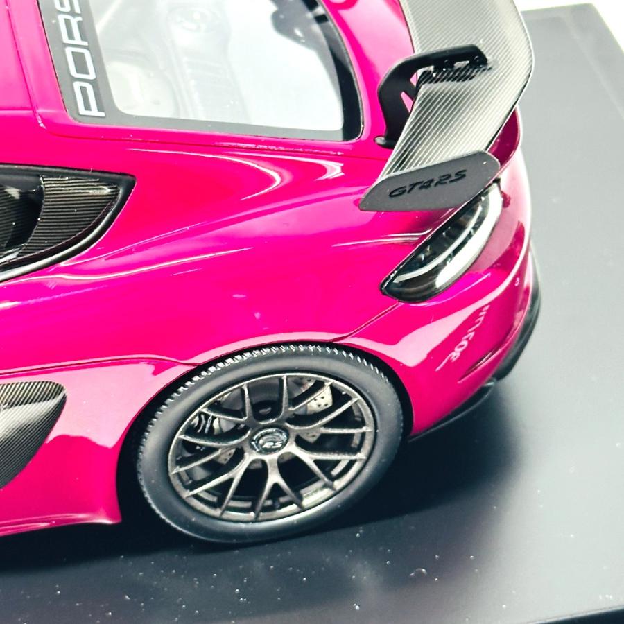 新品同様 PORSCHE ポルシェ 718 (982) ケイマン GT4 RS 2021 スタールビー1/18  置物 オブジェ スパーク ユニセックス【中古】 |  | 06
