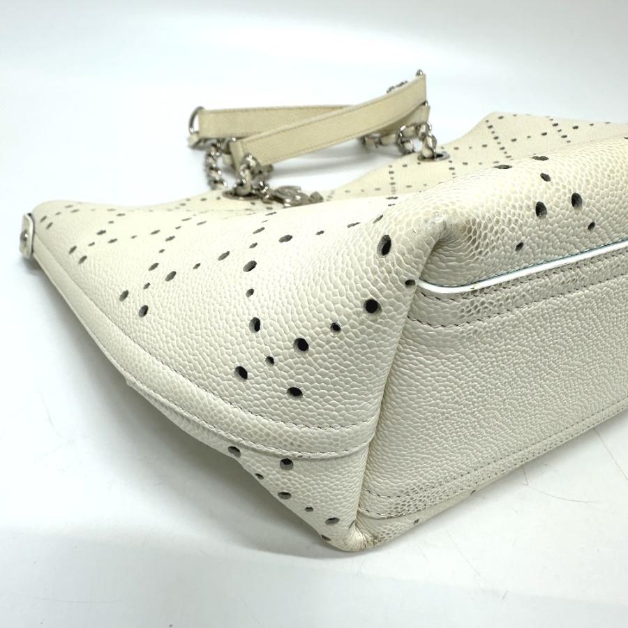 CHANEL シャネル マトラッセ パンチング チェーンバッグ ココマーク トートバッグ ホワイト レディース【中古】 | CHANEL | 04