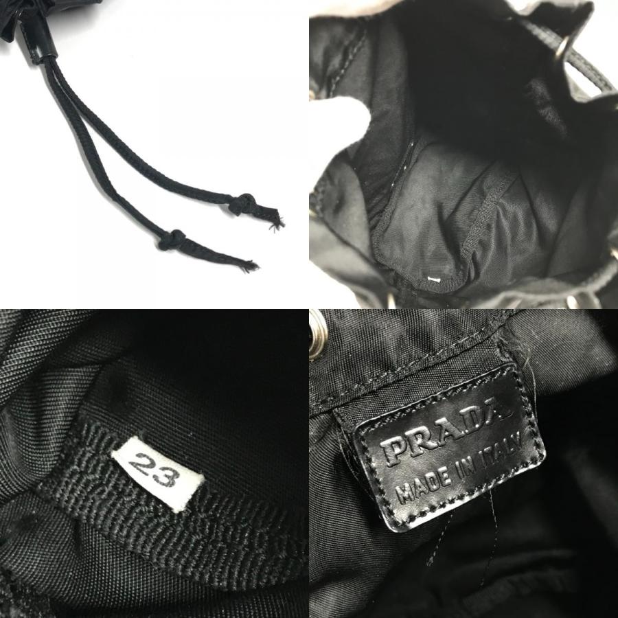 PRADA（プラダ） ロゴ 巾着ポーチ トライアングルロゴ 三角ロゴ
