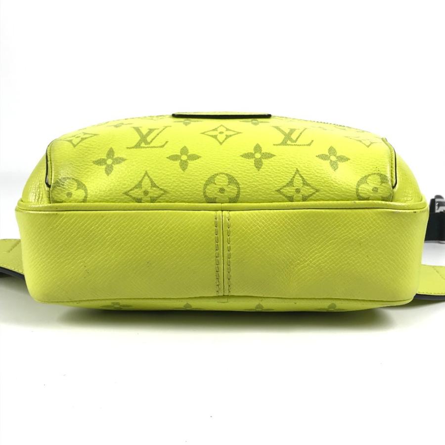 LOUIS VUITTON（ルイ・ヴィトン） M30239 アウトドアメッセンジャーPM