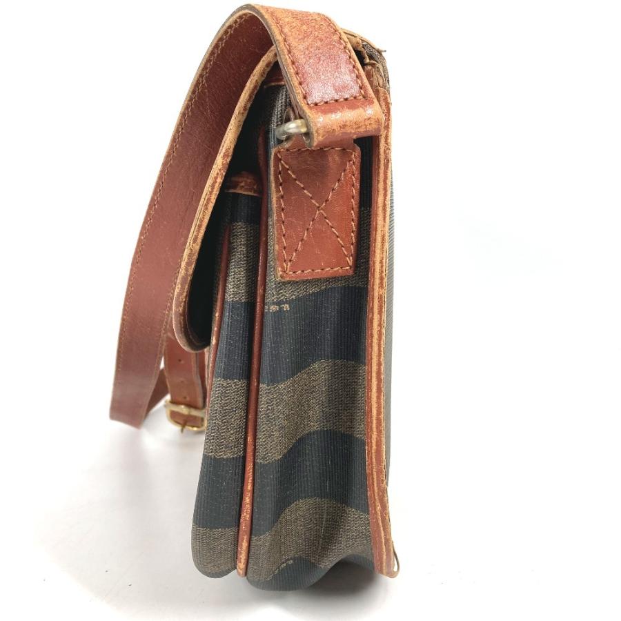 FENDI フェンディ ペカン ロゴ カバン 斜め掛け ポシェット フラップ ヴィンテージ ショルダーバッグ カーキ ユニセックス【中古】 | FENDI | 02