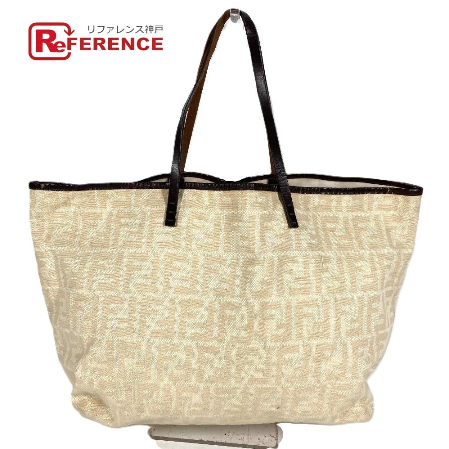 FENDI（フェンディ） ズッカ ロゴ カバン トートバッグ 肩掛け