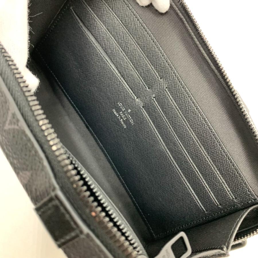 LOUIS VUITTON（ルイ・ヴィトン） M69838 ソフトトランク ウォレット