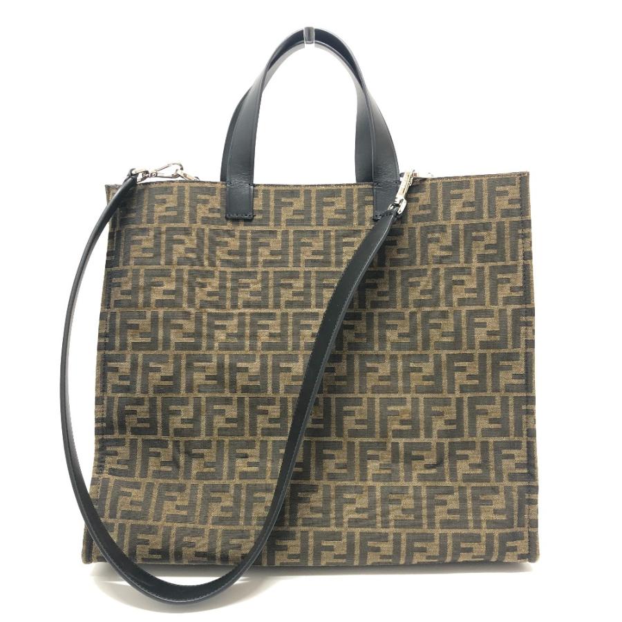 FENDI 新品同様 フェンディ ポケモン カイリュー 2WAY FENDI 新品同様 フェンディ ポケモン カイリュー 2WAY