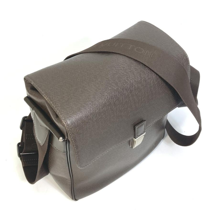 LOUIS VUITTON ルイヴィトン M30828 タイガ ヤランガ ショルダーバッグ 