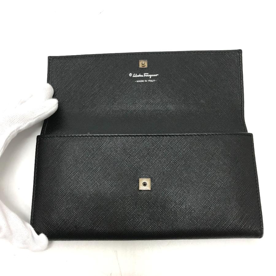 Salvatore Ferragamo サルヴァトーレフェラガモ ガンチーニ ウォレット 小物 2つ折り財布 PVC/レザー ブラック レディース【中古】 |  | 04