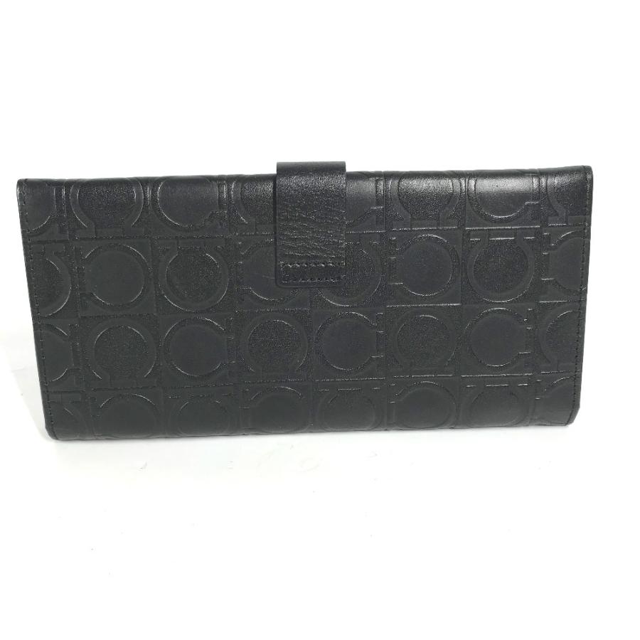 Salvatore Ferragamo サルヴァトーレフェラガモ ガンチーニ 総柄 2つ折り ロングウォレット 長財布 ブラック レディース【中古】 |  | 01