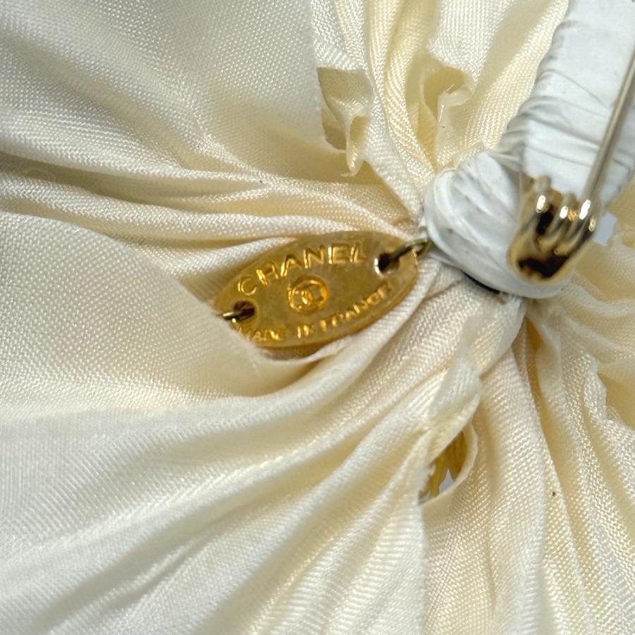 シャネルコサージュ 新作CHANEL☆シャネル チェーンブローチ 超入手困難 直営店1点