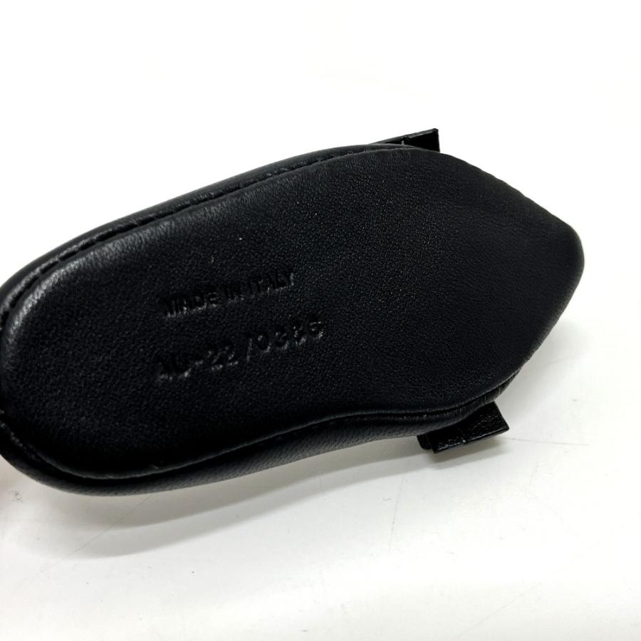 新品同様 Salvatore Ferragamo サルヴァトーレフェラガモ AU-22/0386 ヴァラ パンプスモチーフ キーホルダー バッグチャーム 【中古】 |  | 02