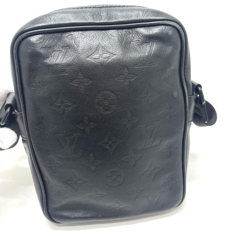 LOUIS VUITTON ルイヴィトン M43681 ダヌーブPM ポシェット  カバン バッグ モノグラムシャドウ ショルダーバッグ ブラック【中古】 | LOUIS VUITTON | 01