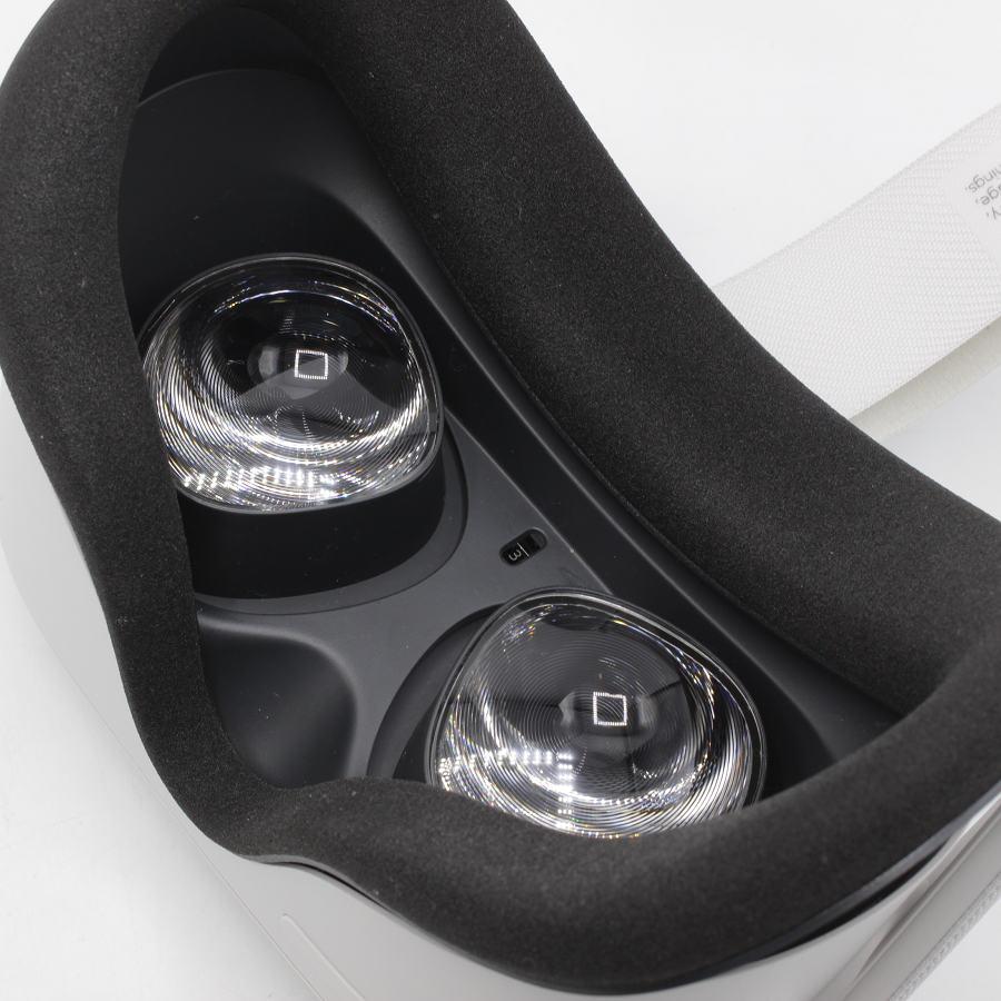 美品】Oculus Quest2 128GB VR ヘッドマウントディスプレイ ヘッド