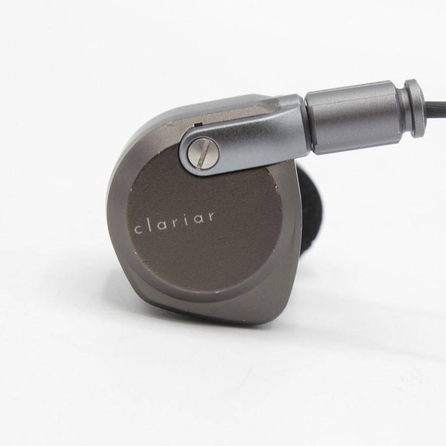 中古品 Clariar i640 美品】clariar i640 CLA-0048 バランスド・アーマチュア型インイヤー