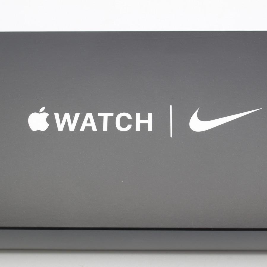 Apple Watch SE(第2世代) 【美品】Apple NIKE SE 第2世代 44mm Apple Watch SE(第2世代) 【美品】Apple NIKE SE 第2世代 44mm