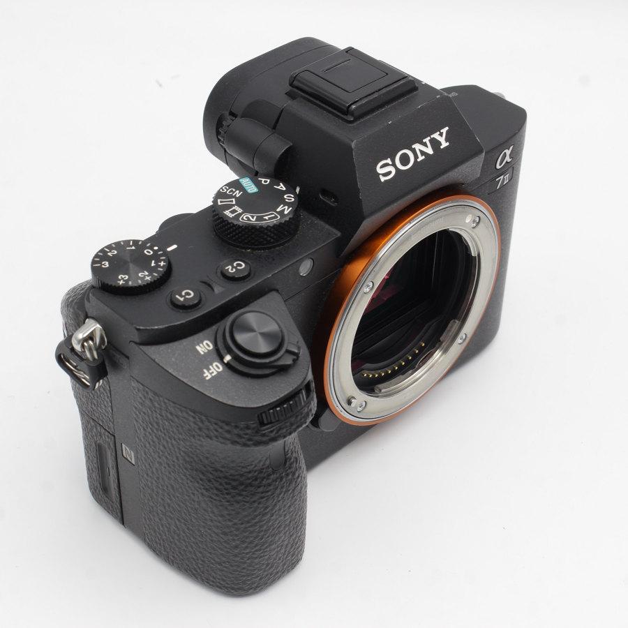 SONY - ■美品■ SONY ILCE-7M2 α7II ボディ チャージャー付き 中古)SONY (ソニー) α7II ボディ ILCE-7M2（商品ID