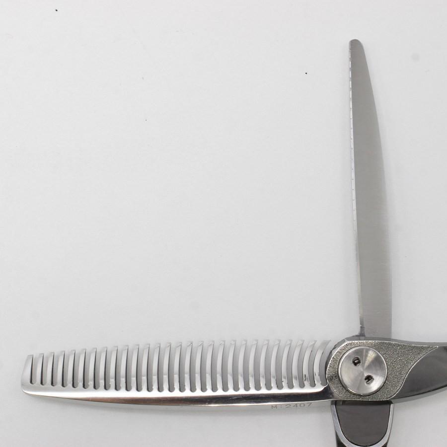 【ボーナスストア+5％】刃物屋トギノン Queen Type-R 5.8 セニング 5.8インチ メガネハンドル 28目フラット/1本スリット 約18% シザー クイーン |  | 02