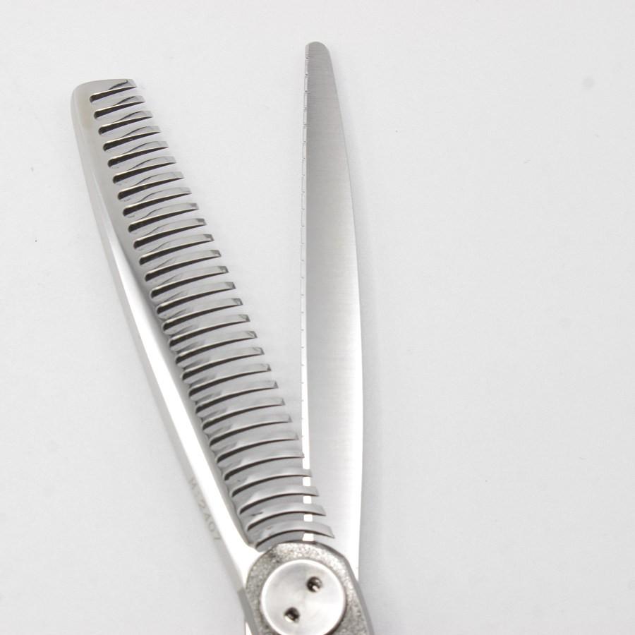 【ボーナスストア+5％】刃物屋トギノン Queen Type-R 5.8 セニング 5.8インチ メガネハンドル 28目フラット/1本スリット 約18% シザー クイーン |  | 03