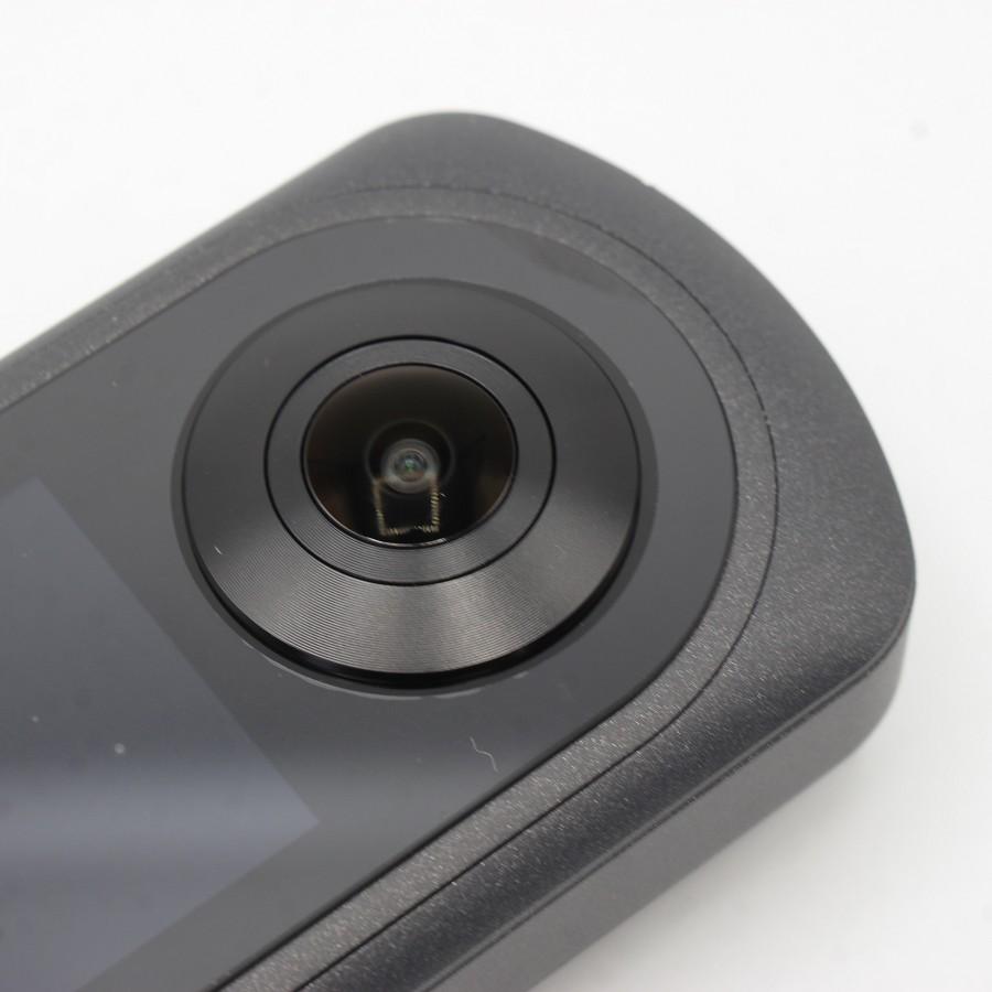 ボーナスストア+5％【美品】リコー THETA X メタリックグレー R04010 256433 全天球カメラ 360度 シータ RICOH 本体 |  | 02