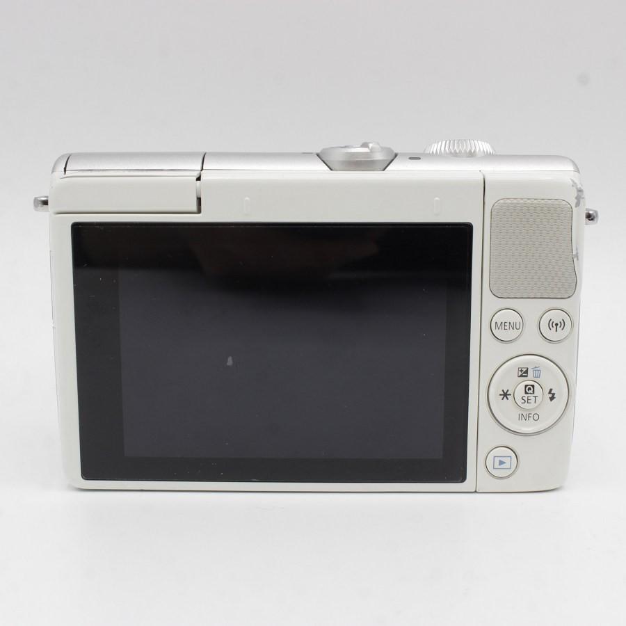 【即購入OK】Canon EOS M100 Wズームキット WH Canon ミラーレス一眼カメラ EOS M100