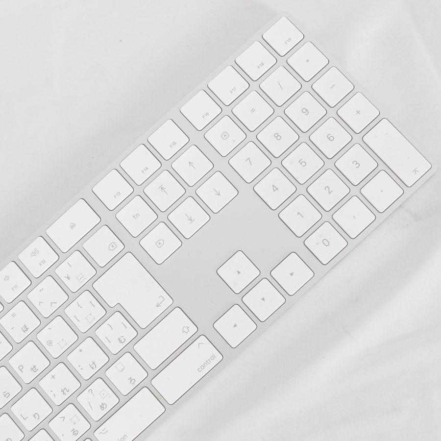 ボーナスストア+5％【美品】Apple Magic Keyboard MQ052J/A シルバー テンキー付き JIS マジックキーボード アップル 本体｜refun｜04