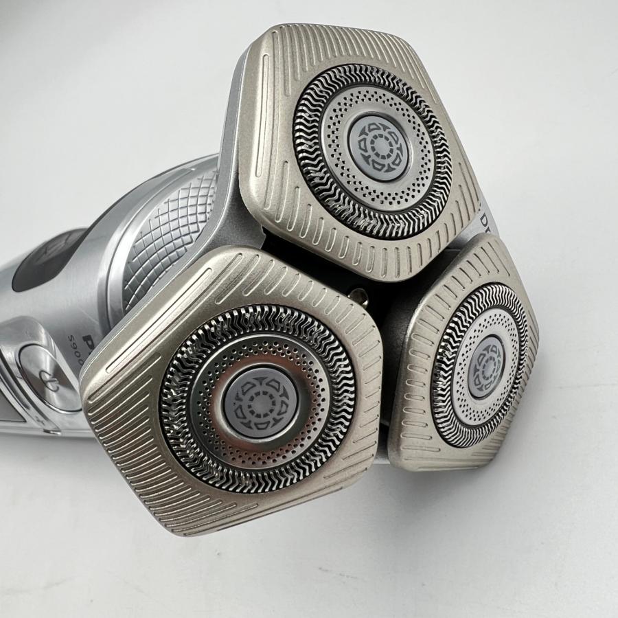 【洗浄器付き】電気シェーバー9000プレステージ　SP9841/32 クローム フィリップス S9000プレステージ SP9841/32 [クローム] 価格比較