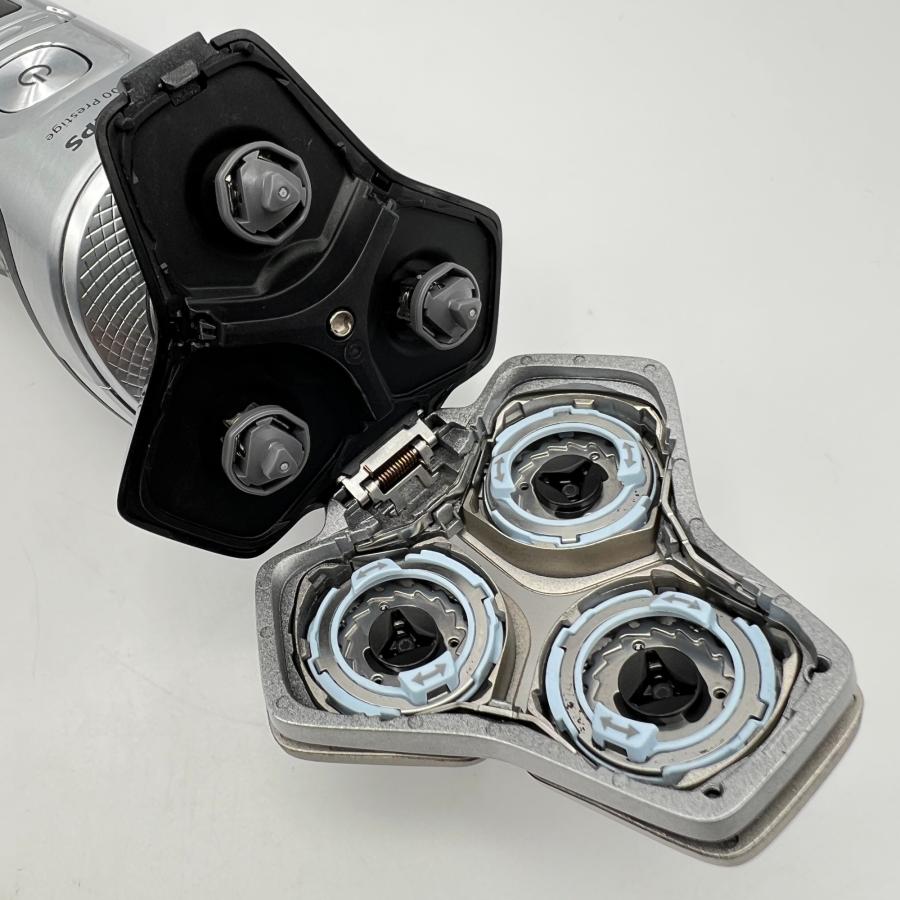 【洗浄器付き】電気シェーバー9000プレステージ　SP9841/32 クローム Amazon | 【肌にやさしい】フィリップス 電動シェーバー 9000