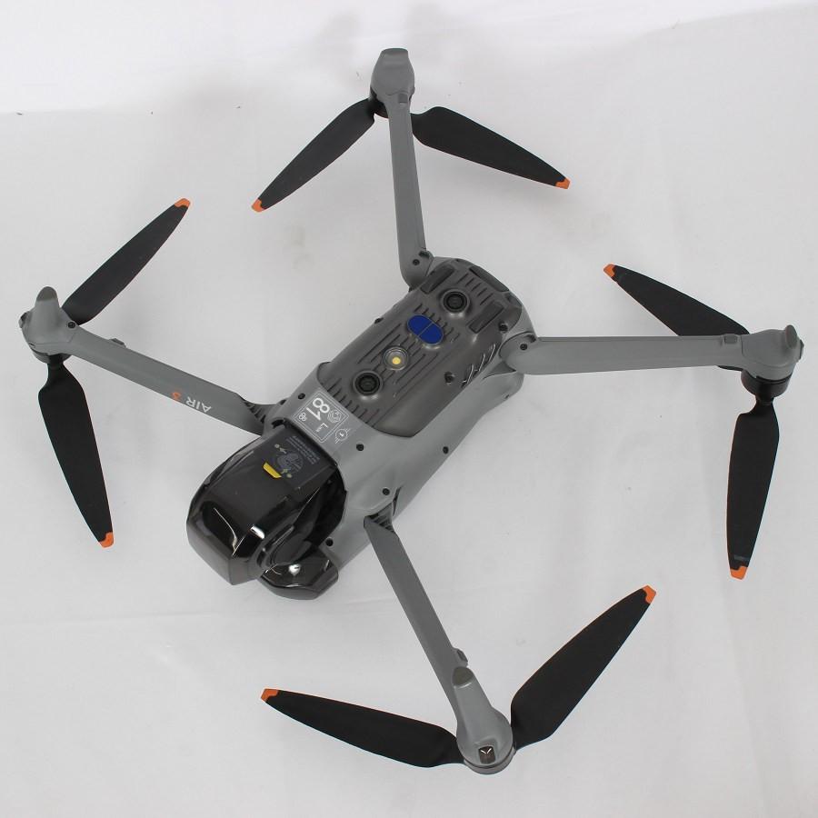 ボーナスストア+5％【美品】DJI Air 3 Fly More Combo RC2付属 DP3232 