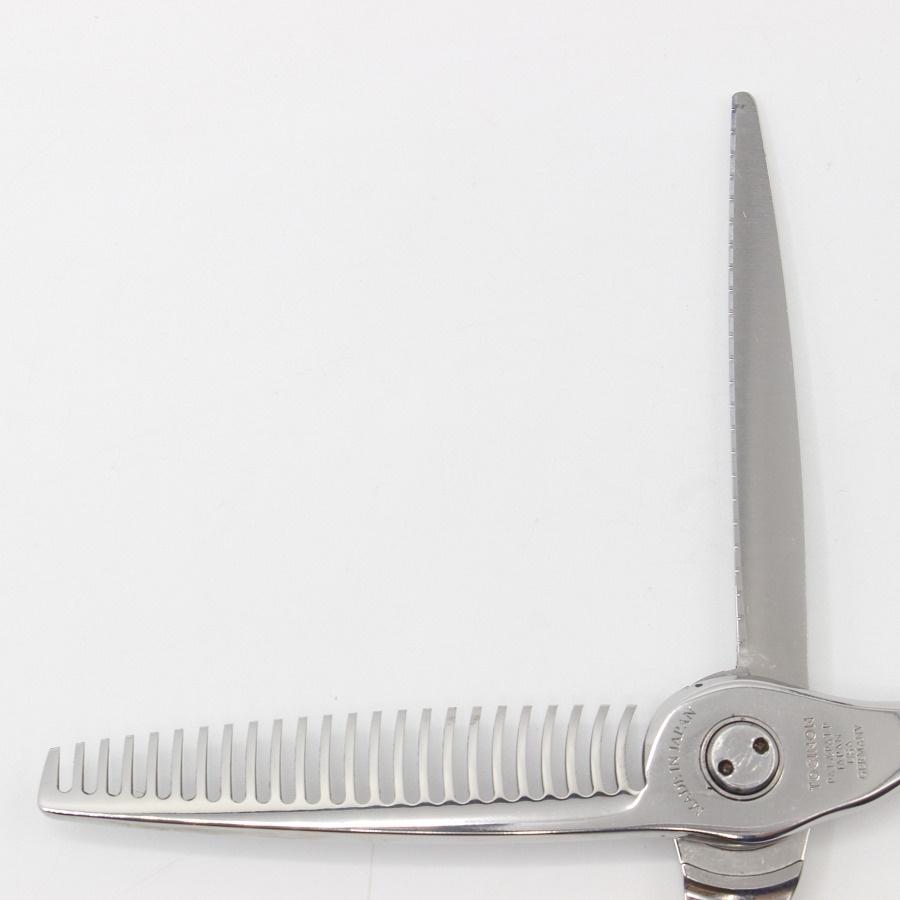 ボーナスストア+5％【美品】刃物屋トギノン プレミアムクイーン スター セニング 5.8インチ メガネハンドル 24目フラット/スリット1本 約17% トギノン シザー |  | 04