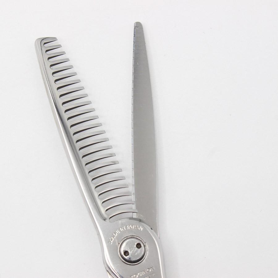 ボーナスストア+5％【美品】刃物屋トギノン プレミアムクイーン スター セニング 5.8インチ メガネハンドル 24目フラット/スリット1本 約17% トギノン シザー |  | 05