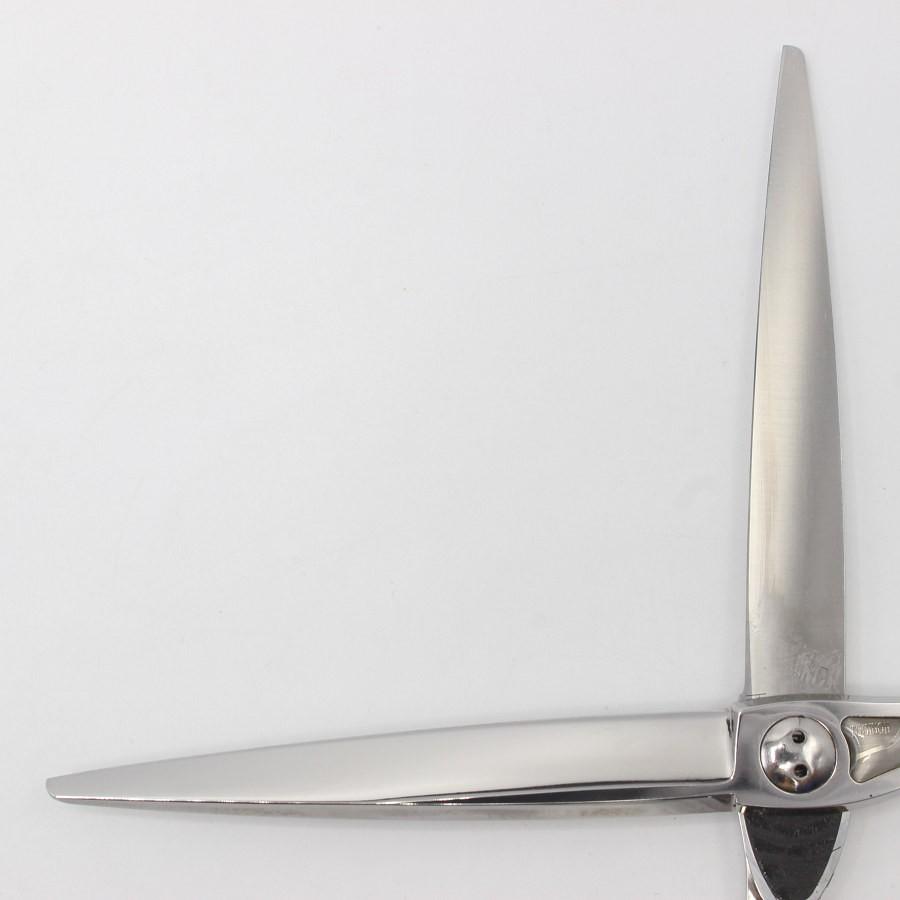 ボーナスストア+5％【美品】刃物屋トギノン スパーブII 荒刈 7.0 カットシザー 7インチ ハマグリ刃 オフセットハンドル トギノン |  | 02