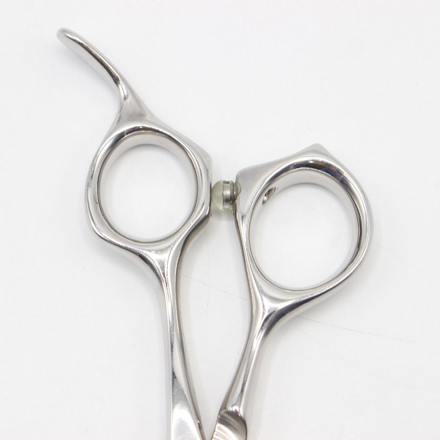 ボーナスストア+5％【美品】刃物屋トギノン スパーブII 荒刈 7.0 カットシザー 7インチ ハマグリ刃 オフセットハンドル トギノン |  | 06