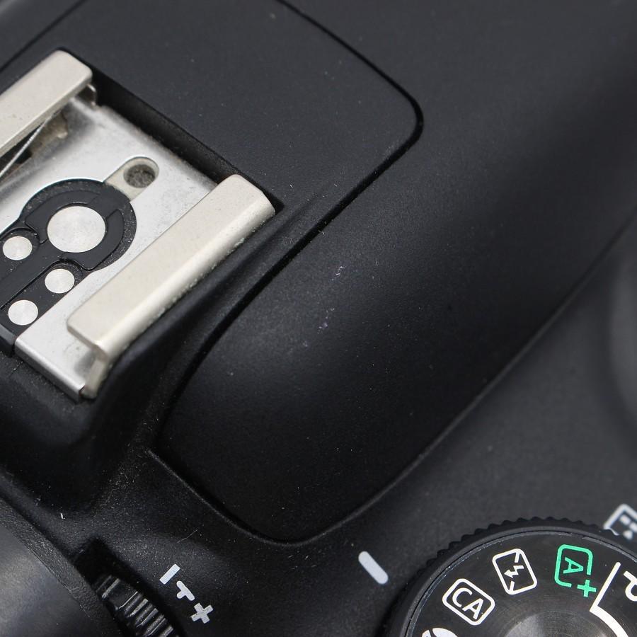 ボーナスストア+5％【美品】Canon EOS Kiss X8i EF-S18-55 IS STM レンズキット デジタル一眼レフカメラ キヤノン 本体 |  | 06