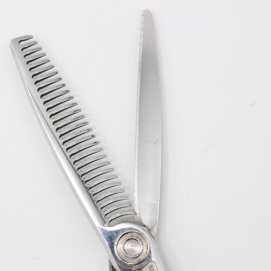 ボーナスストア+5％【美品】刃物屋トギノン クイーンサクセススター セニング 5.8インチ メガネハンドル 28目フラット/スリット 約20% シザー トギノン |  | 05