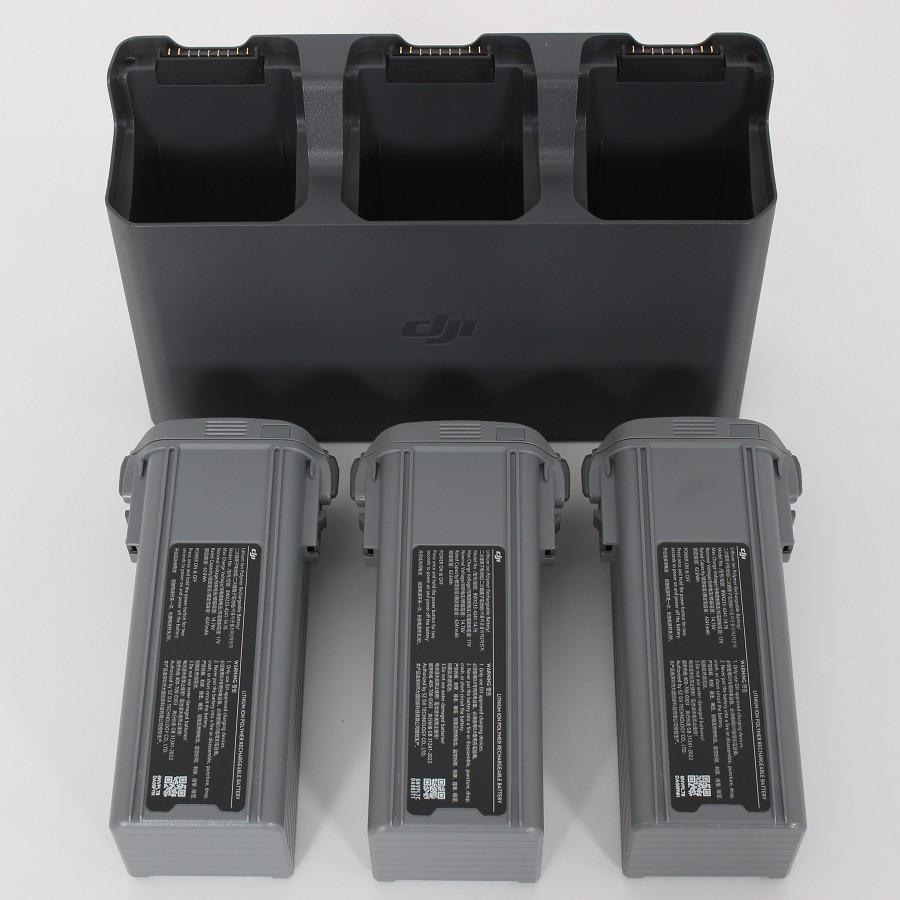 ボーナスストア+5％【美品】DJI Air 3 Fly More Combo RC-N2付属 TZ3232 ドローン エアー フライモアコンボ 本体 |  | 05