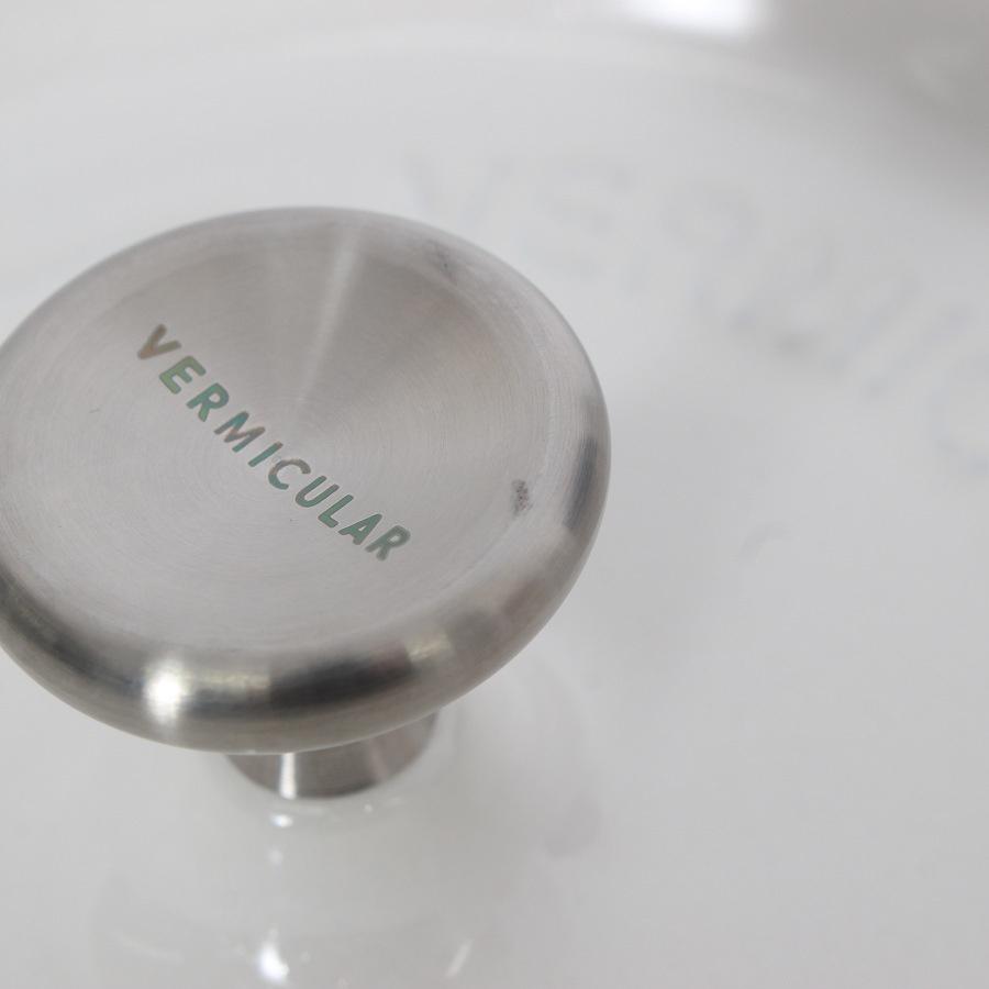 ボーナスストア+5％【新品】バーミキュラ オーブンポットラウンド 18cm PWH18R KONAYUKI パールホワイト 無水 ホーロー 両手鍋 粉雪 本体 |  | 06