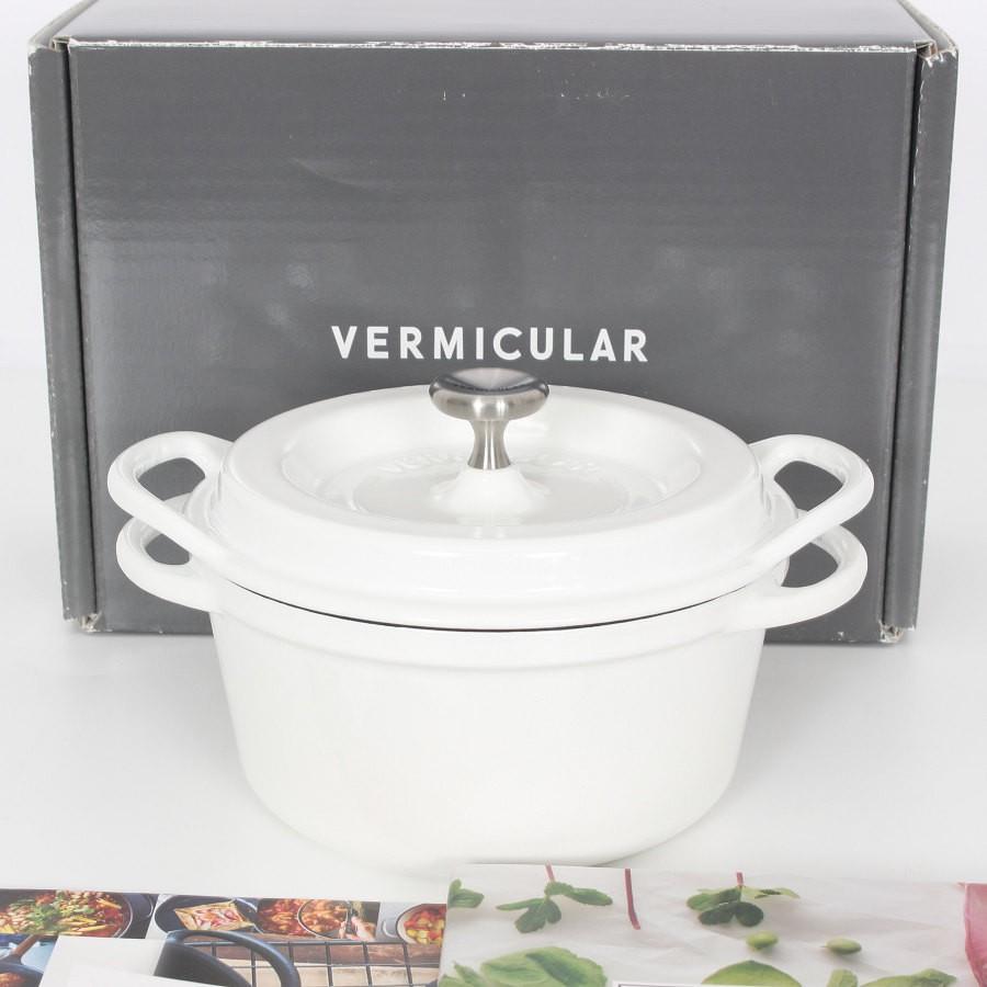 ボーナスストア+5％【新品】バーミキュラ オーブンポットラウンド 14cm PWH14R KONAYUKI パールホワイト 無水 ホーロー 両手鍋 粉雪 本体 | 