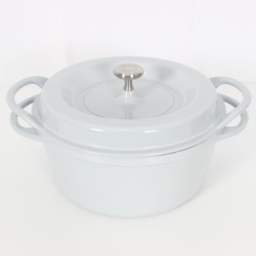 ボーナスストア+5％【新品】バーミキュラ オーブンポットラウンド 22cm STN22R ストーン 無水 ホーロー 両手鍋 Vermicular 本体 |  | 01