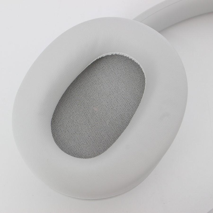 ボーナスストア+5％【美品】SONY WH-CH720N-W ホワイト ワイヤレスノイズキャンセリングヘッドホン ソニー 本体 |  | 04