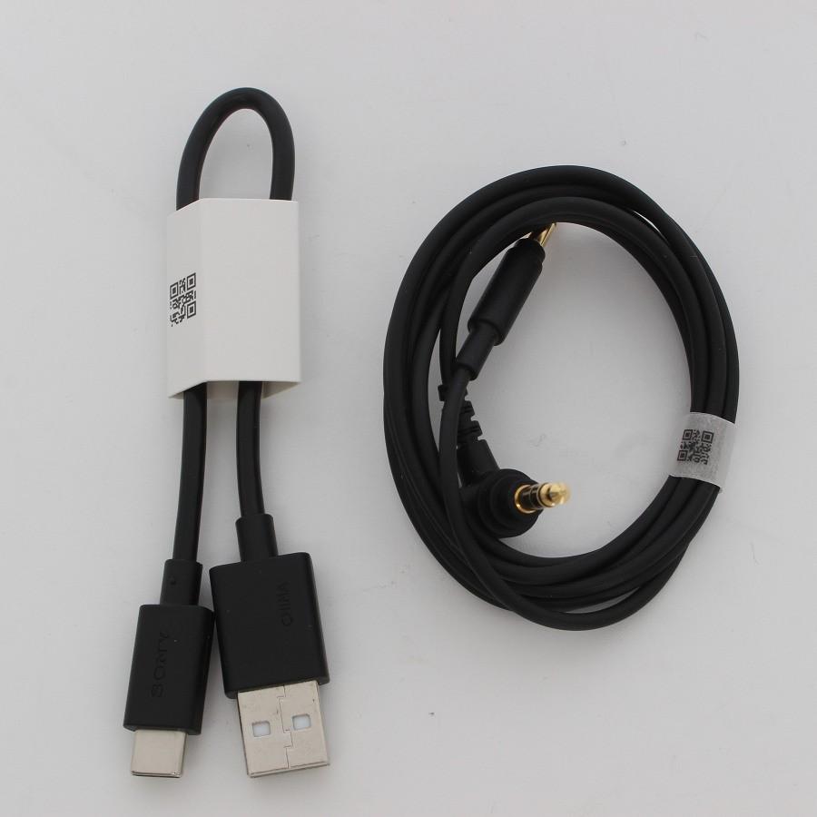 ボーナスストア+5％【美品】SONY WH-CH720N-W ホワイト ワイヤレスノイズキャンセリングヘッドホン ソニー 本体 |  | 08