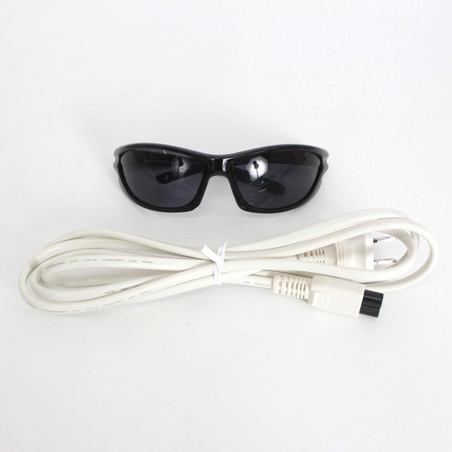 ケノン　脱毛器　ver8.5 サングラス付き ケノンver8.5 脱毛器 本体とカートリッジ3個付き ほぼ未使用】脱毛器